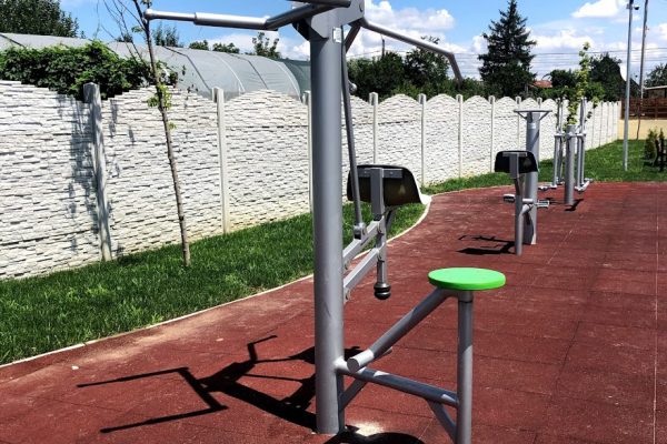 11. Echipament fitness exterior (5)